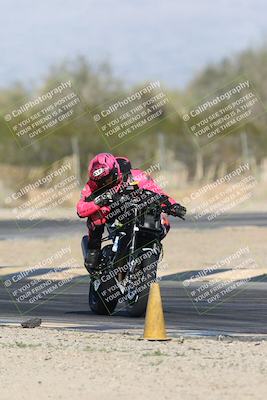 media/Jan-15-2026-Racers Edge (Thu) [[dfebeb70ab]]/2-A Group/Session 5 Turn 2/